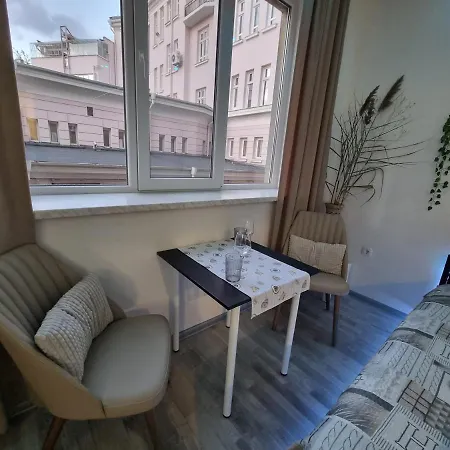 Apartment студио в центъра на *